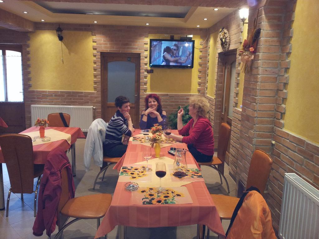 Pensiunea Colt Alb Băile Homorod Buitenkant foto