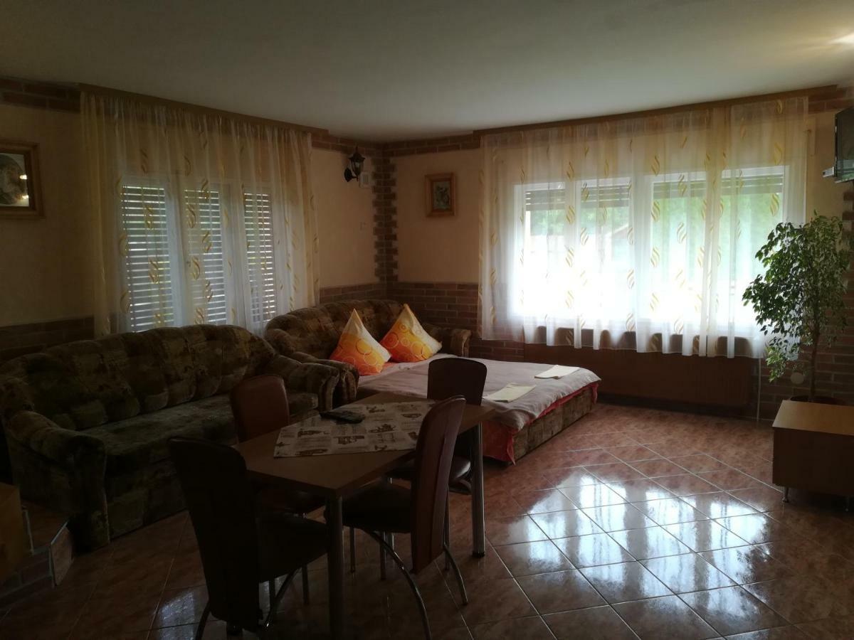 Pensiunea Colt Alb Băile Homorod Buitenkant foto